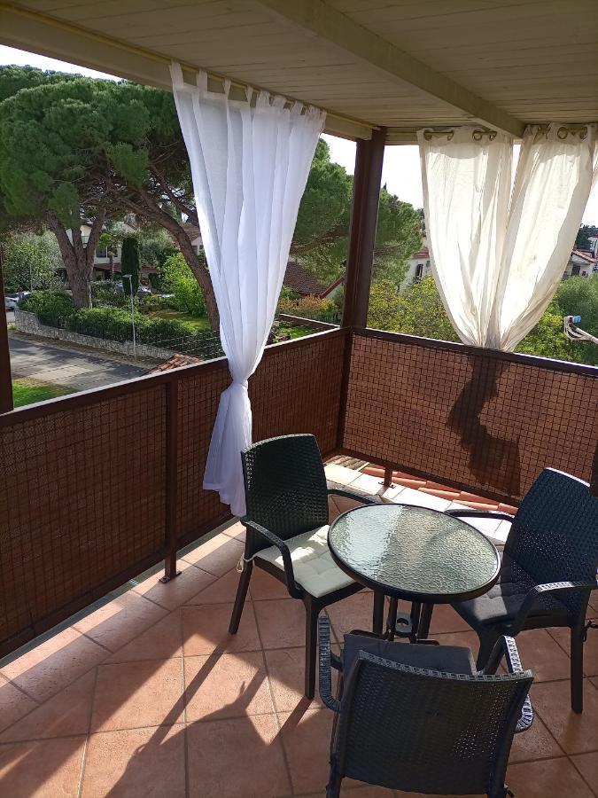 Apartments Ingrid Новиград Экстерьер фото