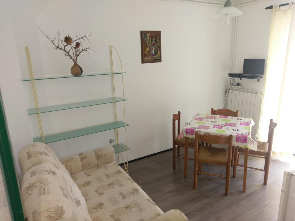Apartments Ingrid Новиград Экстерьер фото